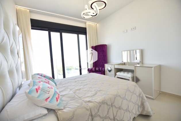 Tweedehands - Villa -
San Miguel de Salinas - Inland