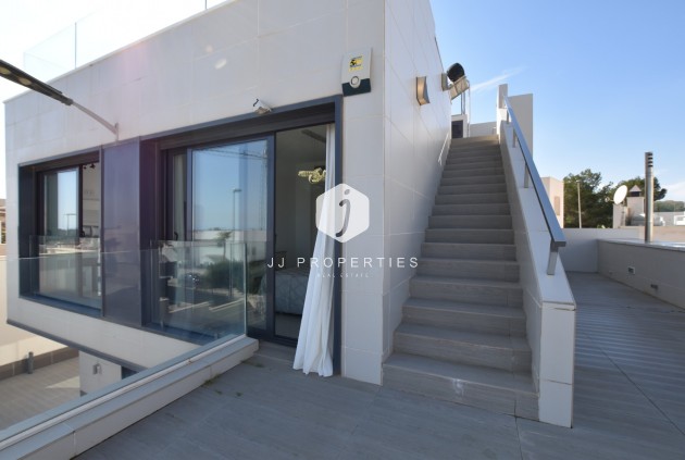 Tweedehands - Villa -
San Miguel de Salinas - Inland