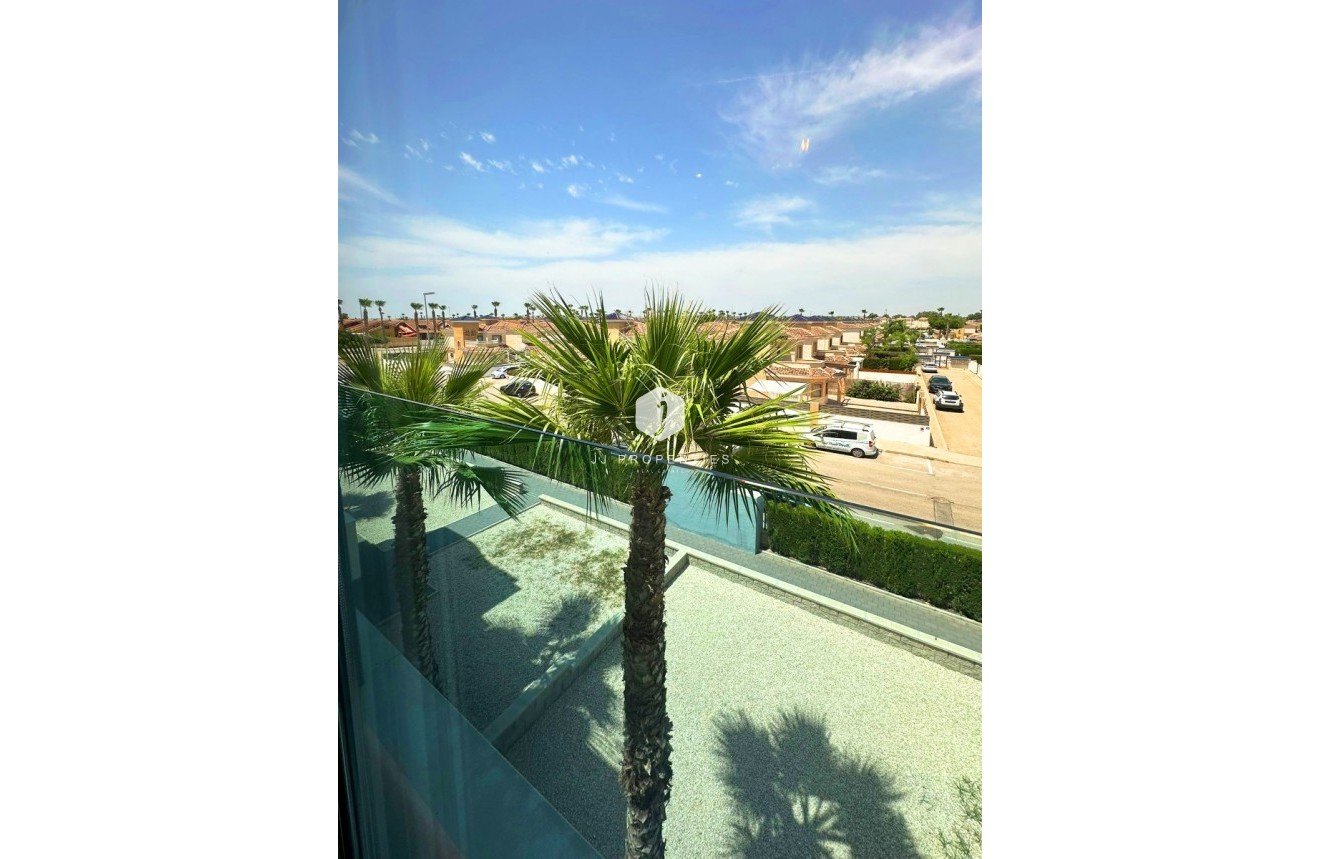 Tweedehands - Appartement / flat -
Guardamar del Segura - Costa Blanca
