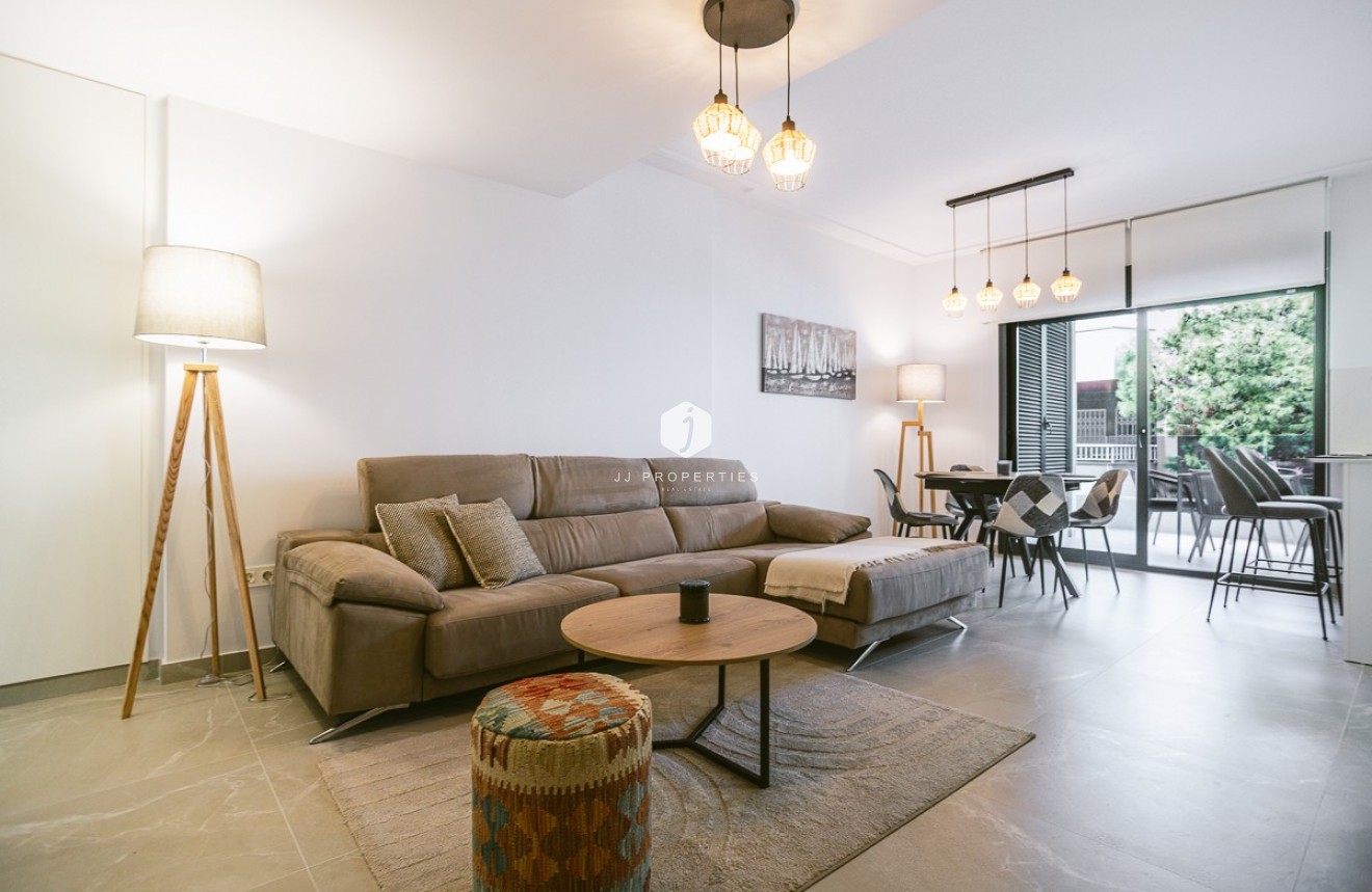 Tweedehands - Appartement / flat -
Torrevieja - Costa Blanca