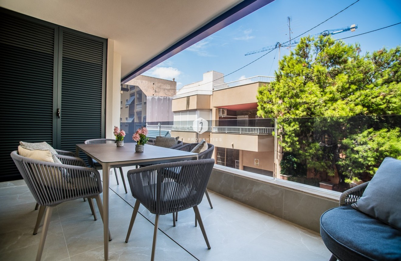 Tweedehands - Appartement / flat -
Torrevieja - Costa Blanca