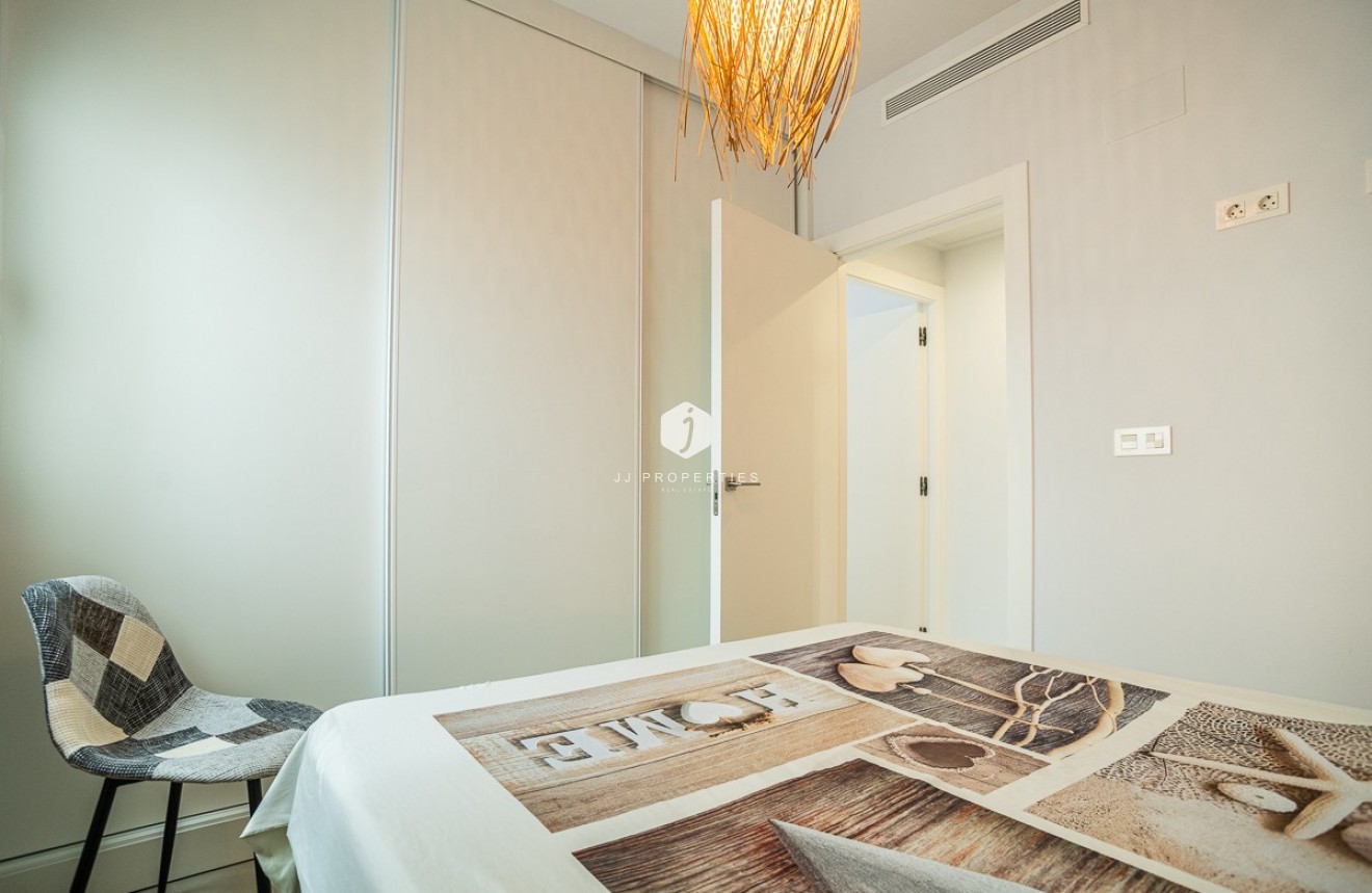 Tweedehands - Appartement / flat -
Torrevieja - Costa Blanca