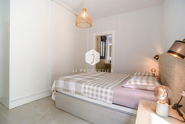 Tweedehands - Appartement / flat -
Torrevieja - Costa Blanca