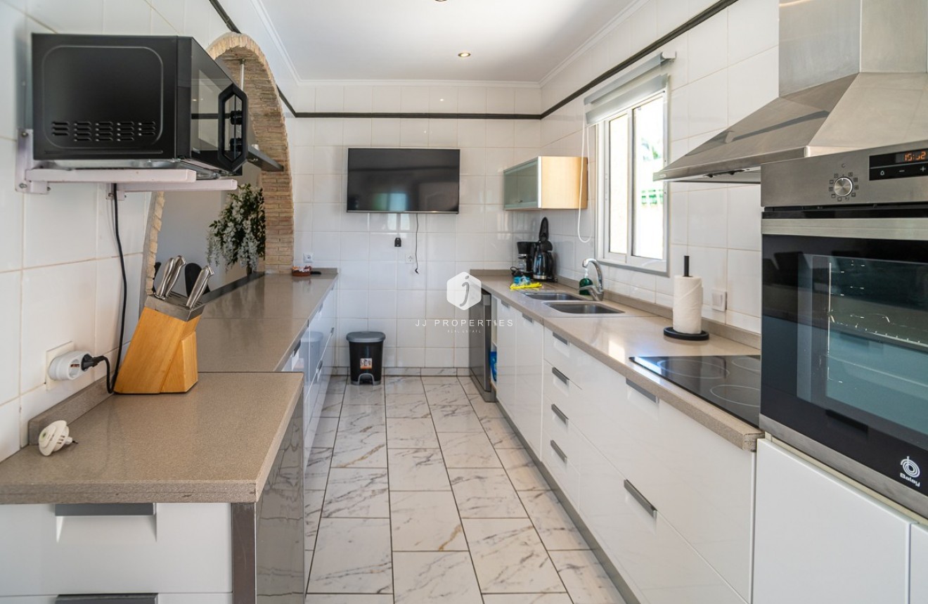 Tweedehands - Villa -
Torrevieja - Costa Blanca