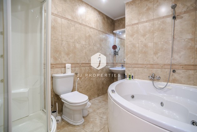 Tweedehands - Villa -
Torrevieja - Costa Blanca