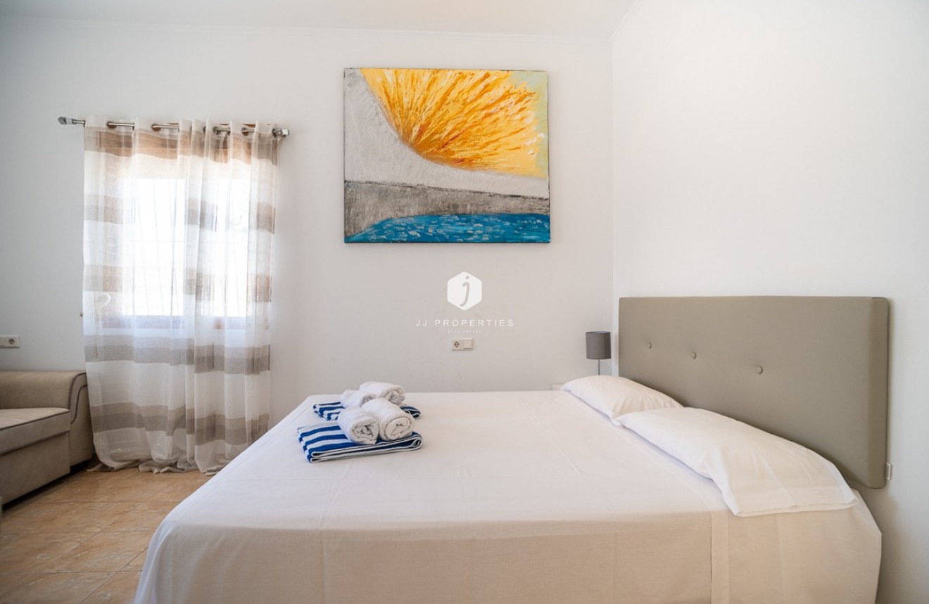 Tweedehands - Villa -
Torrevieja - Costa Blanca