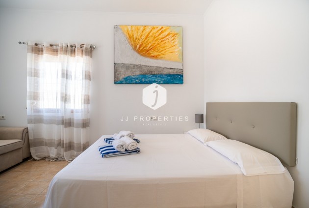 Tweedehands - Villa -
Torrevieja - Costa Blanca