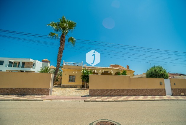 Tweedehands - Villa -
Torrevieja - Costa Blanca