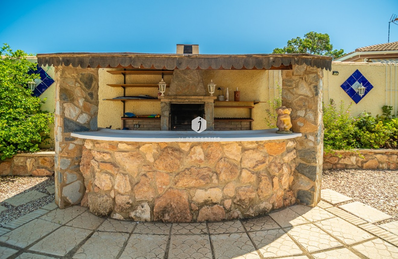 Tweedehands - Villa -
Torrevieja - Costa Blanca