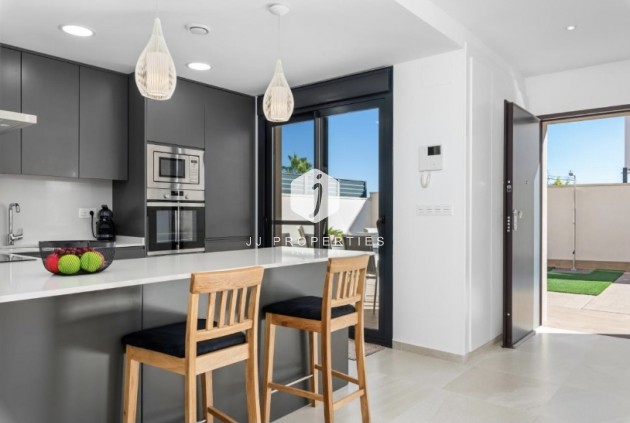 Tweedehands - Villa -
San Miguel de Salinas - Inland