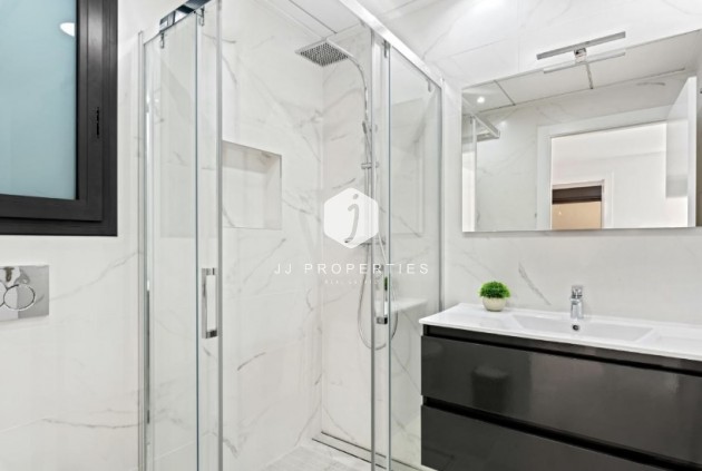 Tweedehands - Villa -
San Miguel de Salinas - Inland