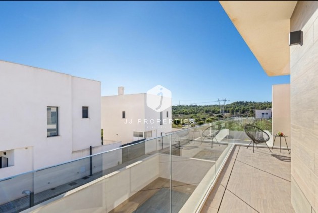 Tweedehands - Villa -
San Miguel de Salinas - Inland