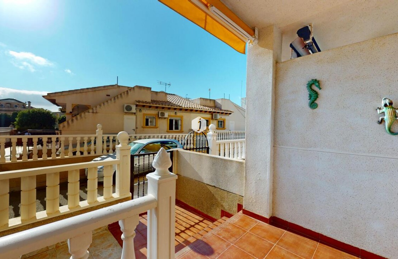 Tweedehands - Appartement / flat -
Orihuela Costa - La Zenia