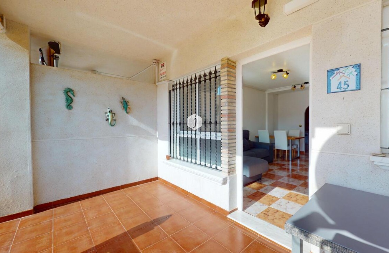 Tweedehands - Appartement / flat -
Orihuela Costa - La Zenia