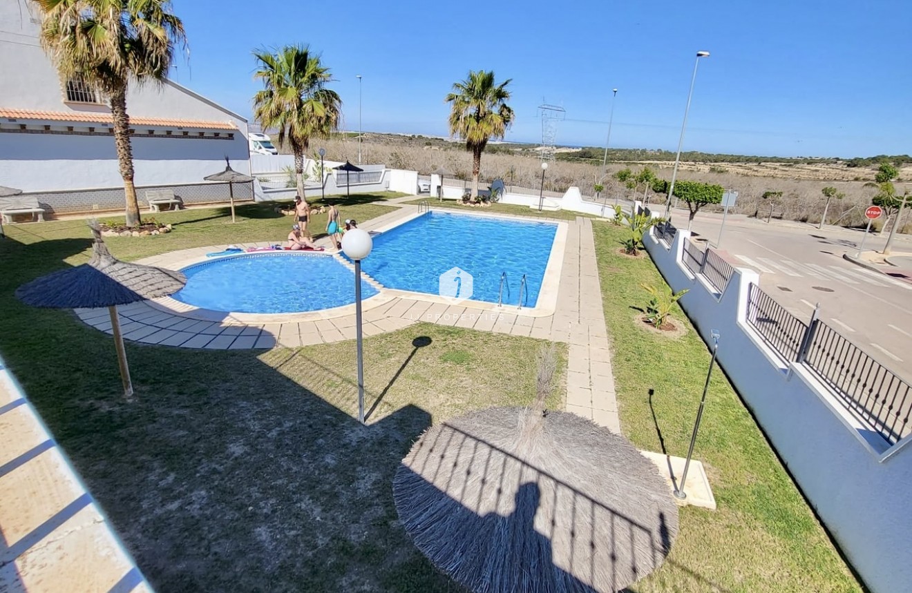 Tweedehands - Chalet -
San Miguel de Salinas - Inland