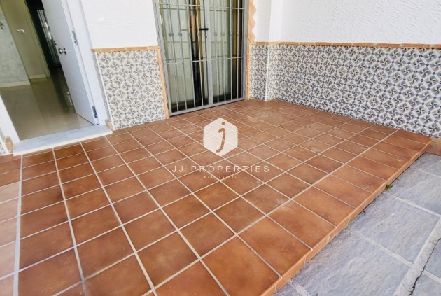 Tweedehands - Chalet -
San Miguel de Salinas - Inland