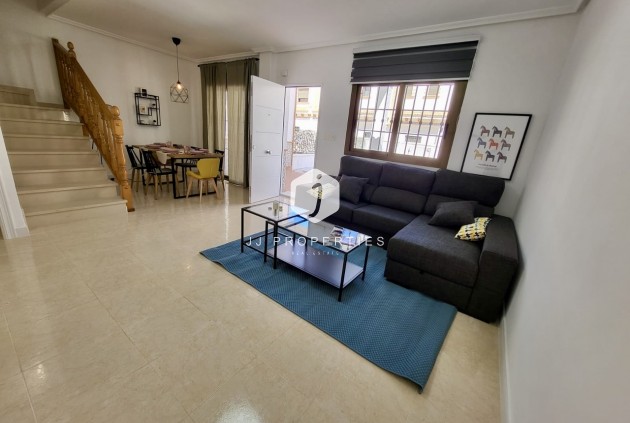 Tweedehands - Chalet -
San Miguel de Salinas - Inland