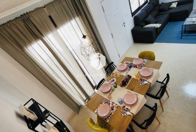 Tweedehands - Chalet -
San Miguel de Salinas - Inland