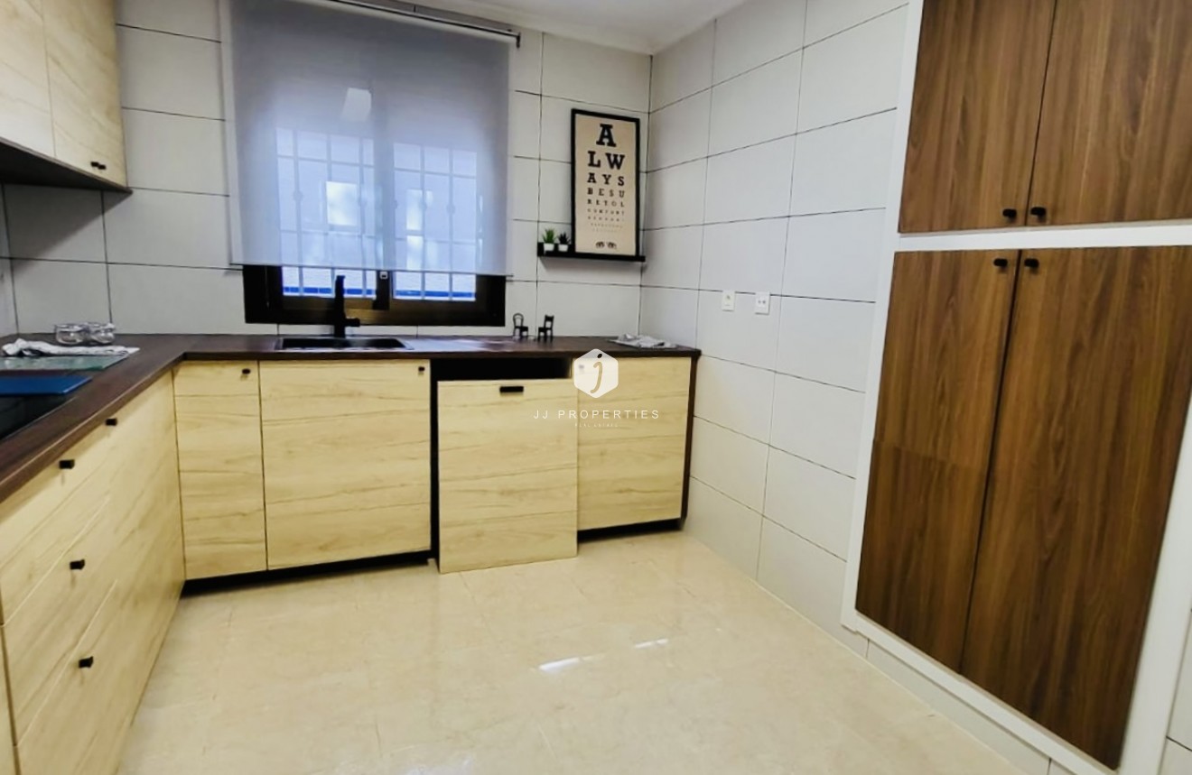 Tweedehands - Chalet -
San Miguel de Salinas - Inland