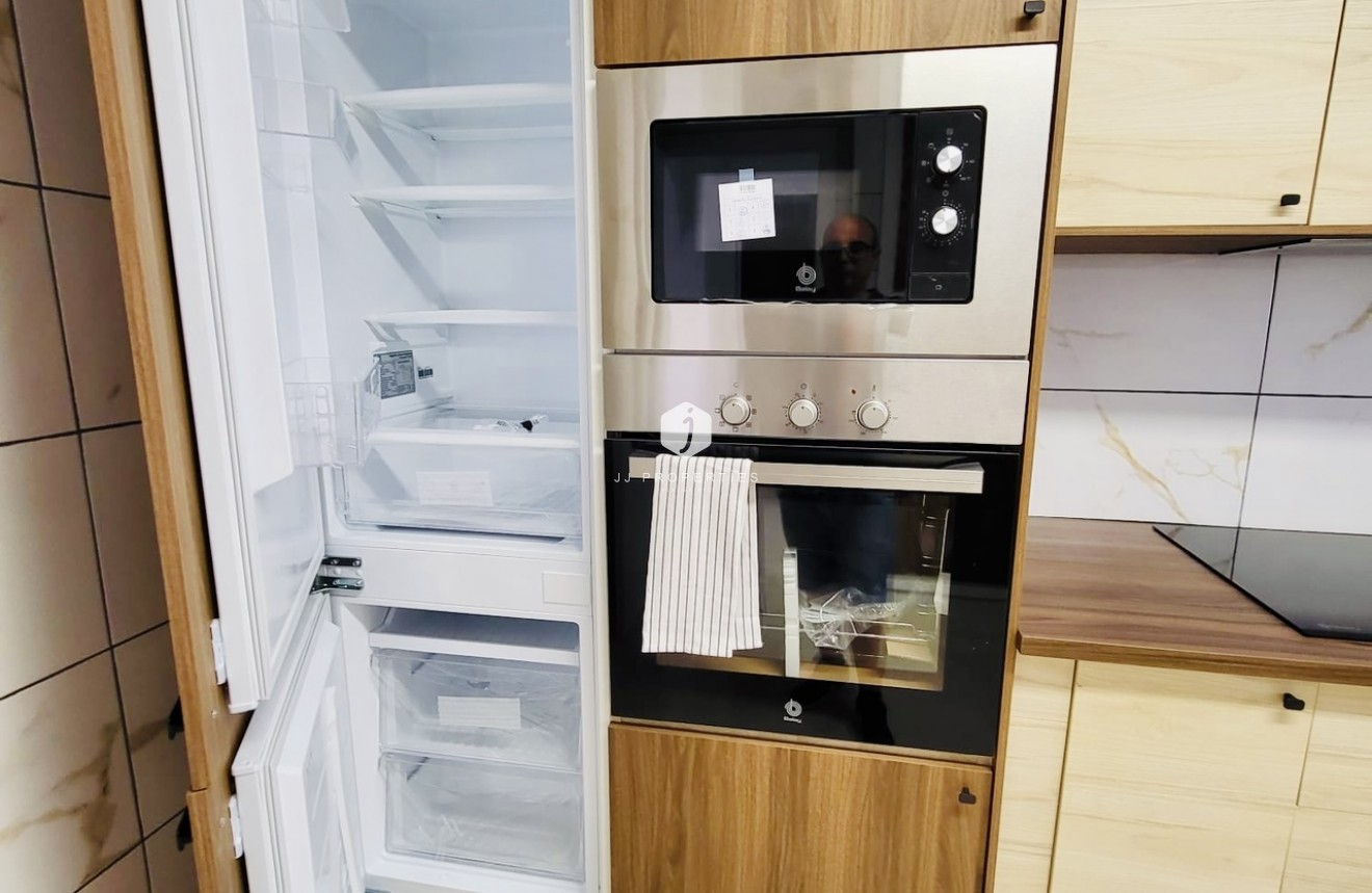 Tweedehands - Chalet -
San Miguel de Salinas - Inland