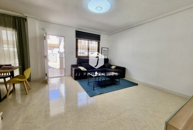 Tweedehands - Chalet -
San Miguel de Salinas - Inland