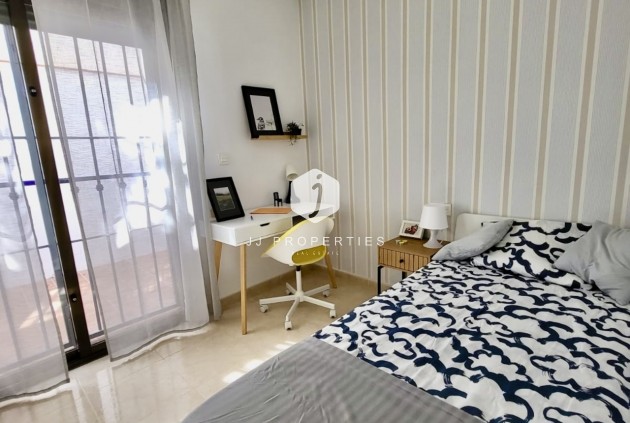 Tweedehands - Chalet -
San Miguel de Salinas - Inland