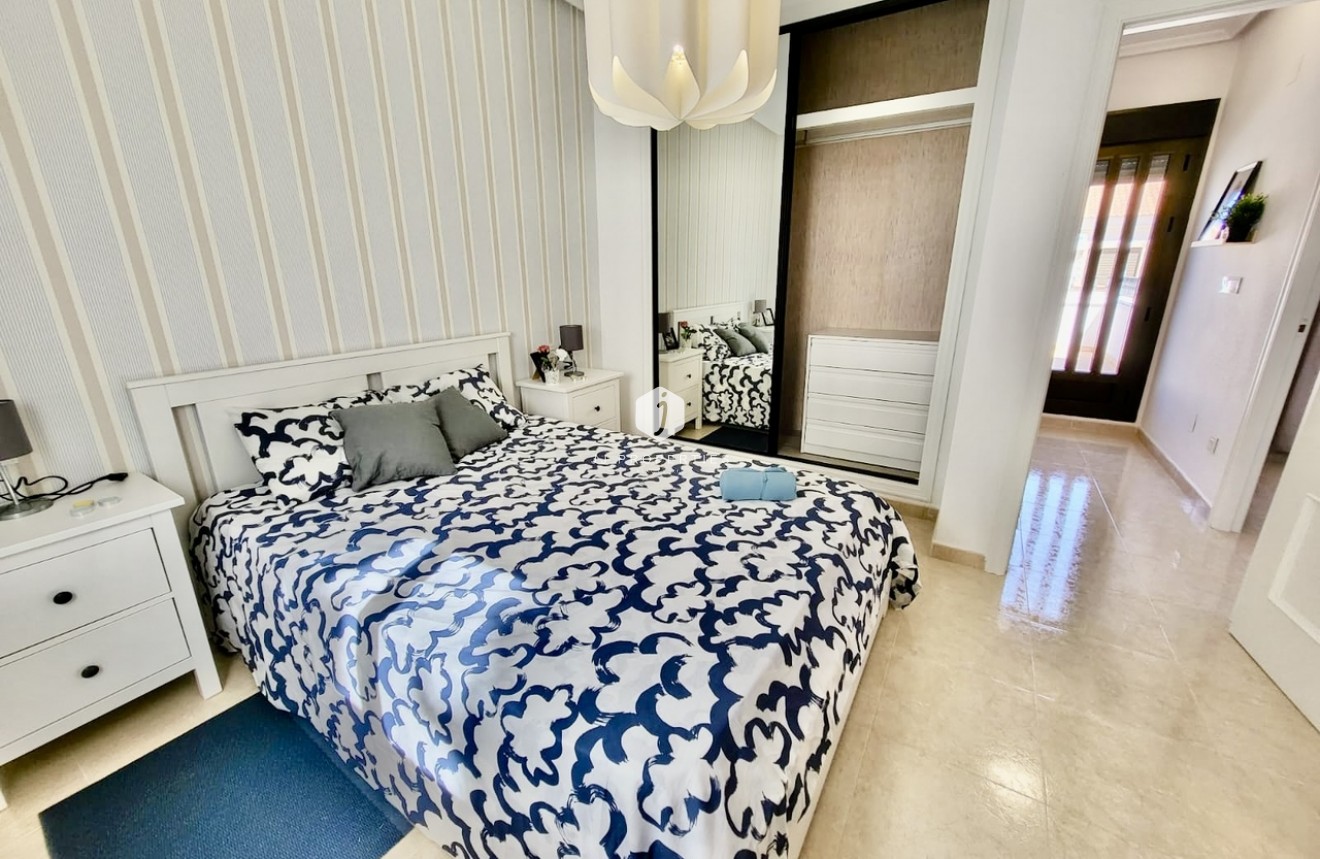 Tweedehands - Chalet -
San Miguel de Salinas - Inland