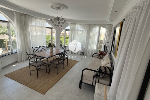 Tweedehands - Villa -
Torrevieja - Costa Blanca