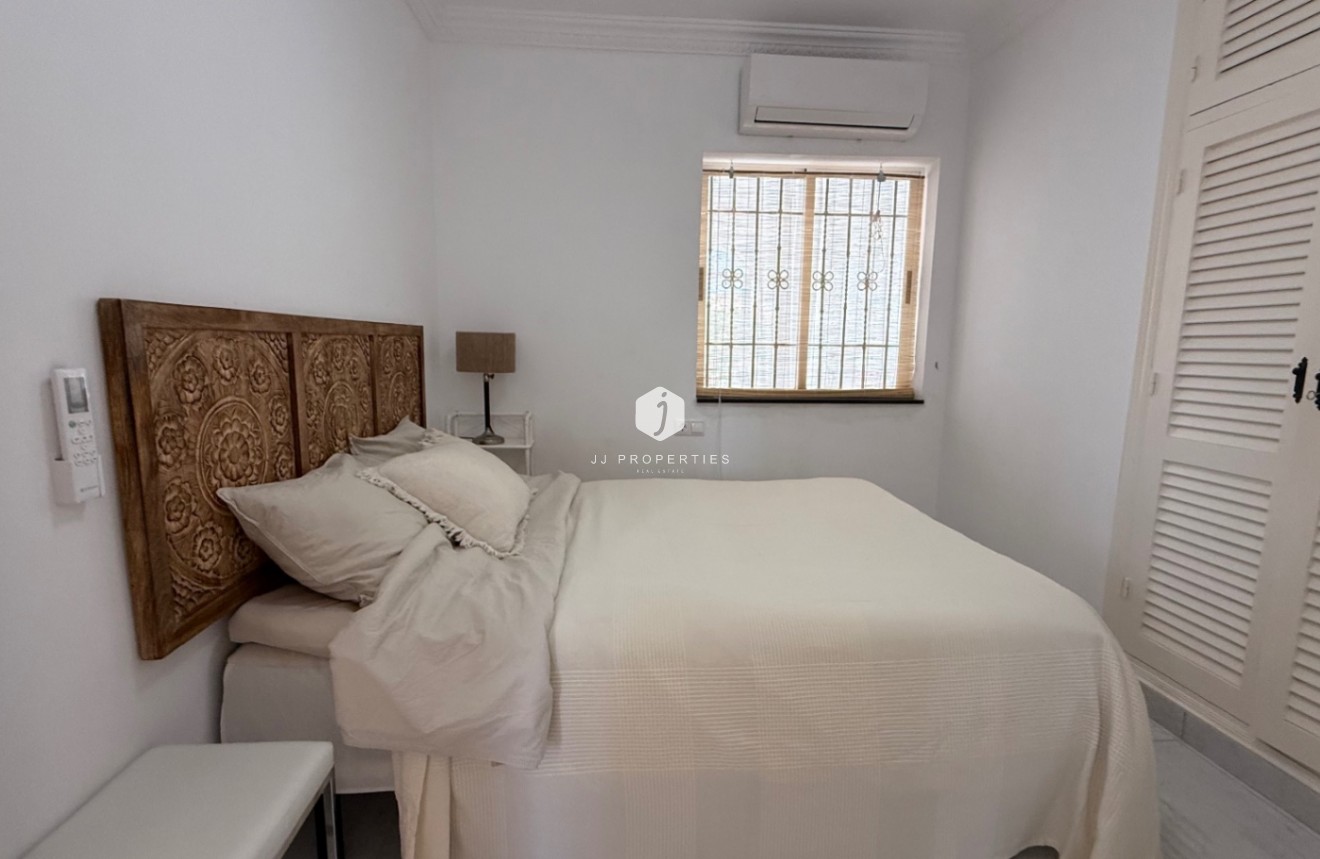 Tweedehands - Villa -
Torrevieja - Costa Blanca