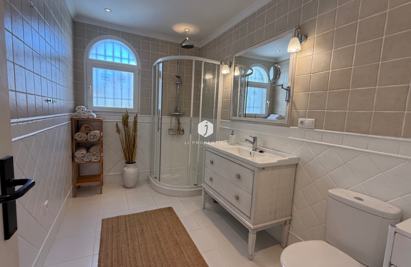 Tweedehands - Villa -
Torrevieja - Costa Blanca