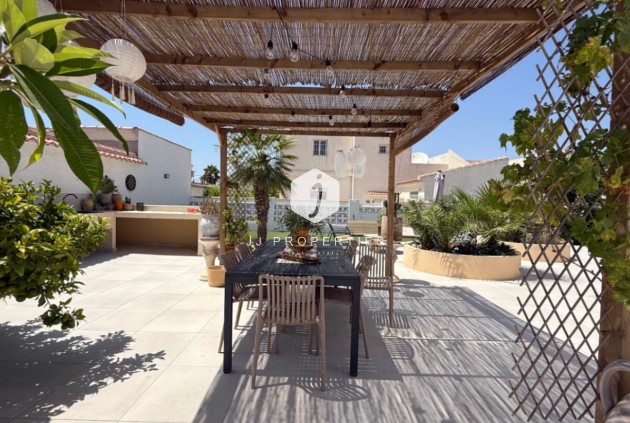 Tweedehands - Villa -
Torrevieja - Costa Blanca