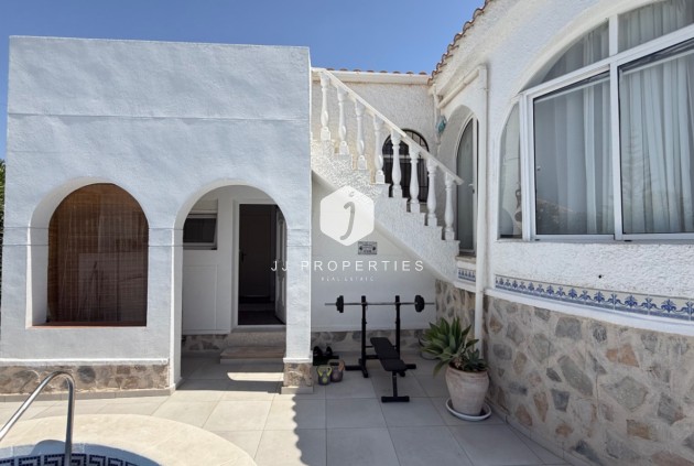 Tweedehands - Villa -
Torrevieja - Costa Blanca