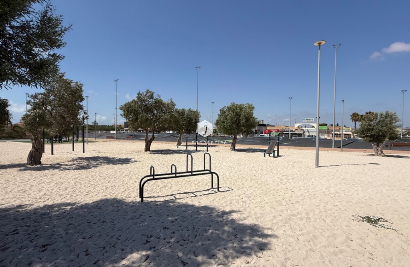 Tweedehands - Villa -
Torrevieja - Costa Blanca