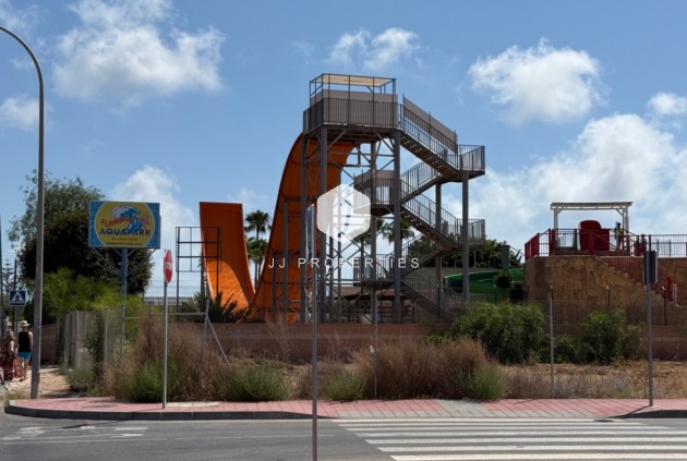 Tweedehands - Villa -
Torrevieja - Costa Blanca