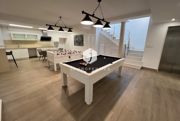 Tweedehands - Villa -
San Miguel de Salinas - Inland