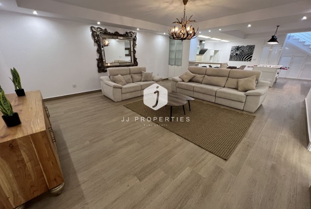 Tweedehands - Villa -
San Miguel de Salinas - Inland