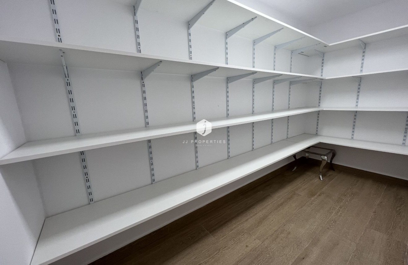 Tweedehands - Villa -
San Miguel de Salinas - Inland