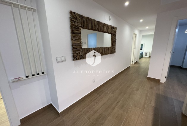 Tweedehands - Villa -
San Miguel de Salinas - Inland