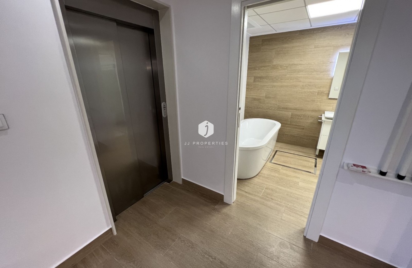 Tweedehands - Villa -
San Miguel de Salinas - Inland