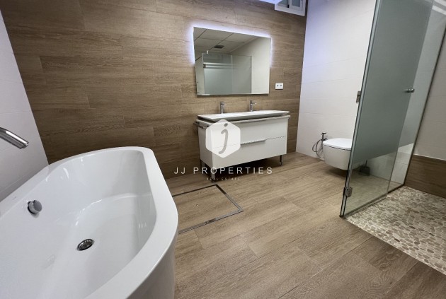 Tweedehands - Villa -
San Miguel de Salinas - Inland