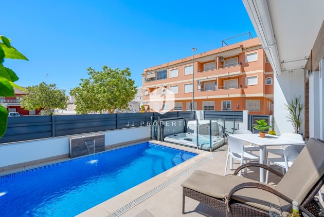 Tweedehands - Chalet -
Formentera del Segura - Costa Blanca