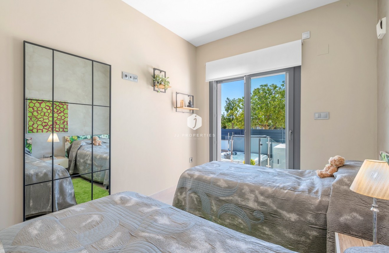 Tweedehands - Chalet -
Formentera del Segura - Costa Blanca