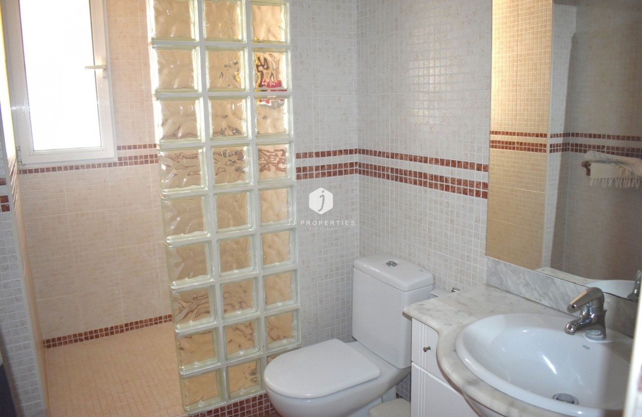 Tweedehands - Villa -
Guardamar del Segura - Costa Blanca