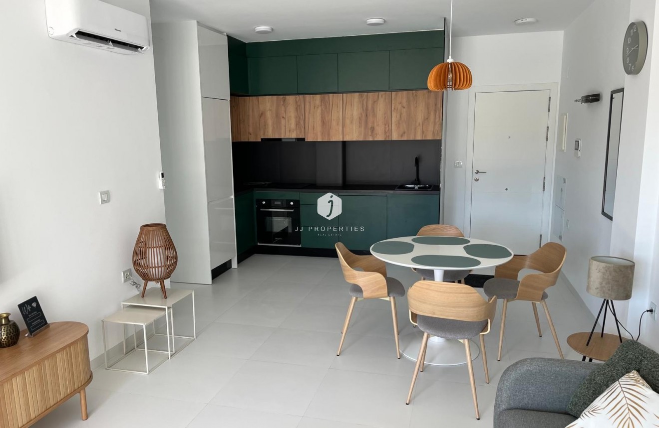 Tweedehands - Appartement / flat -
San Miguel de Salinas - Inland