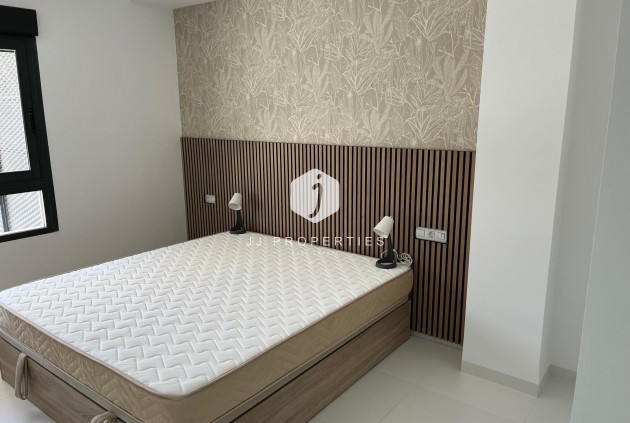 Tweedehands - Appartement / flat -
San Miguel de Salinas - Inland