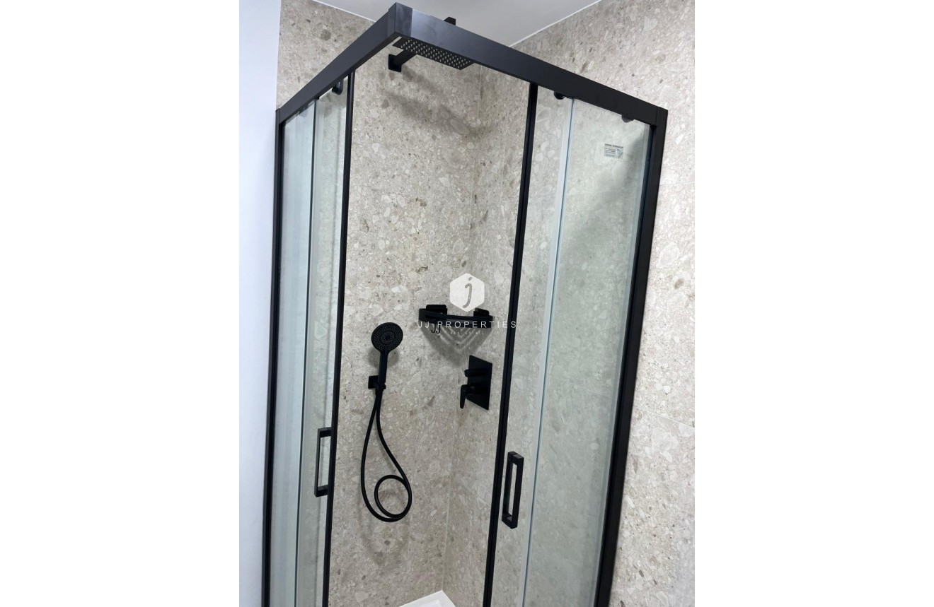 Tweedehands - Appartement / flat -
San Miguel de Salinas - Inland