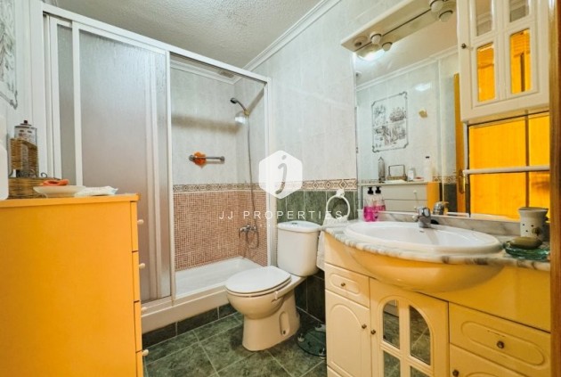 Tweedehands - Appartement / flat -
La Mata - Costa Blanca