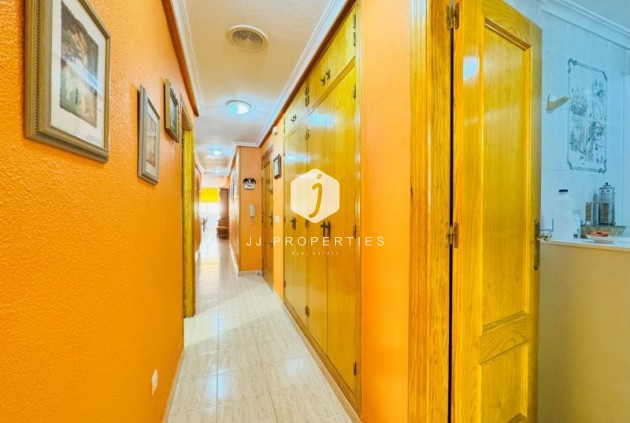 Tweedehands - Appartement / flat -
La Mata - Costa Blanca