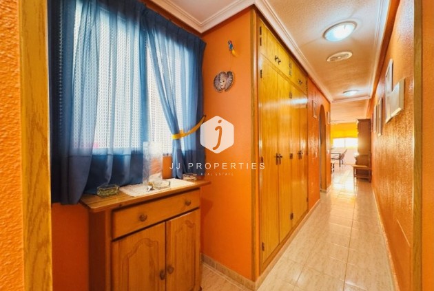 Tweedehands - Appartement / flat -
La Mata - Costa Blanca