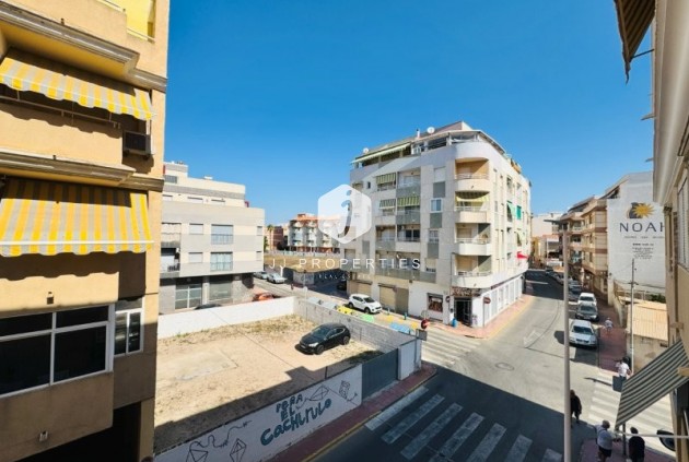 Tweedehands - Appartement / flat -
La Mata - Costa Blanca